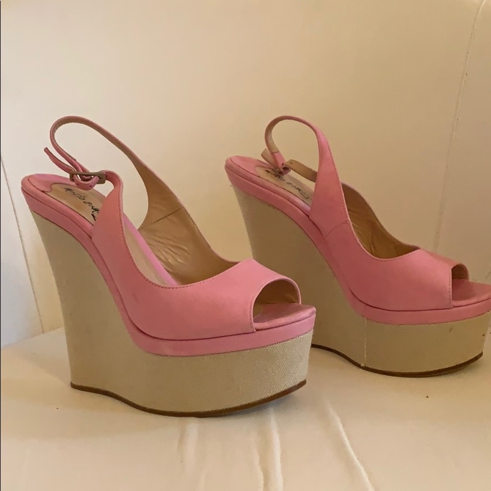 Mario Zamagna pink open toe wedges